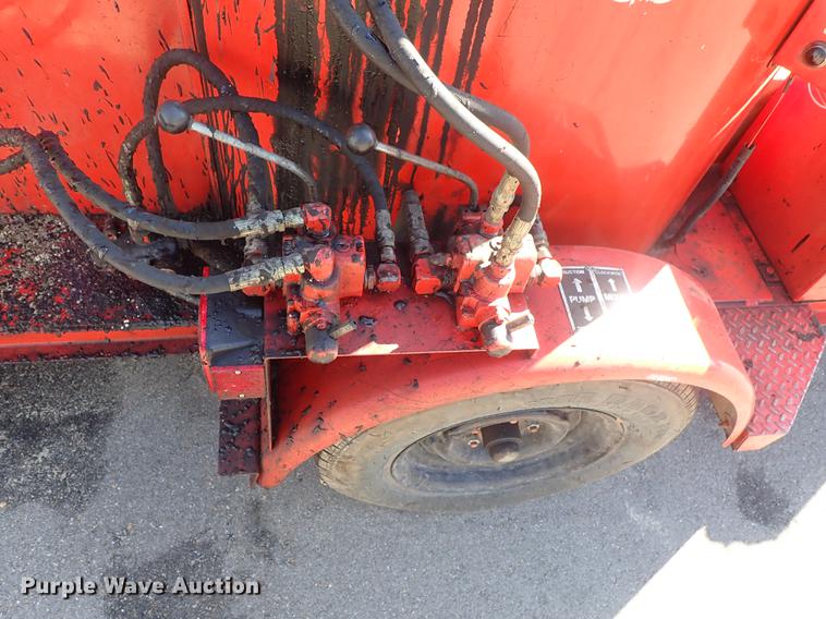 image for item DF1212 Crafco EZ Pour 100D crack sealer