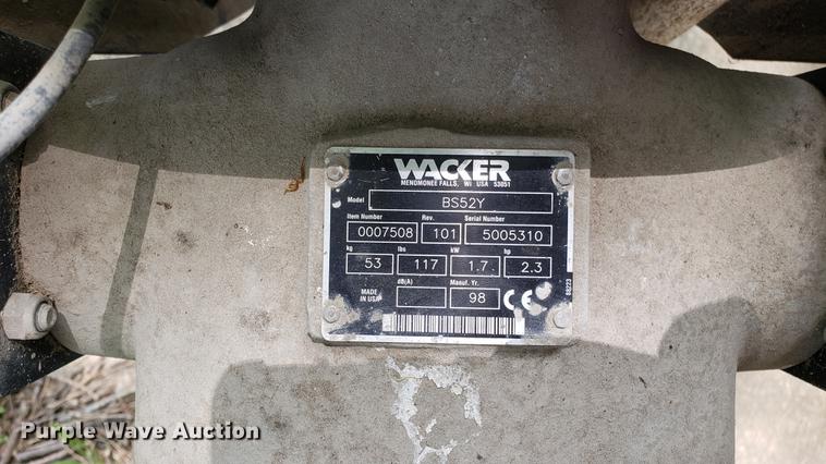 image for item DF3492 1998 Wacker BS52Y plate compactor