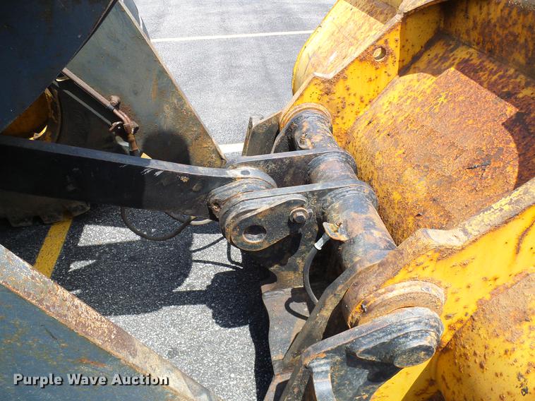 image for item DF7332 2006 John Deere 544J wheel loader