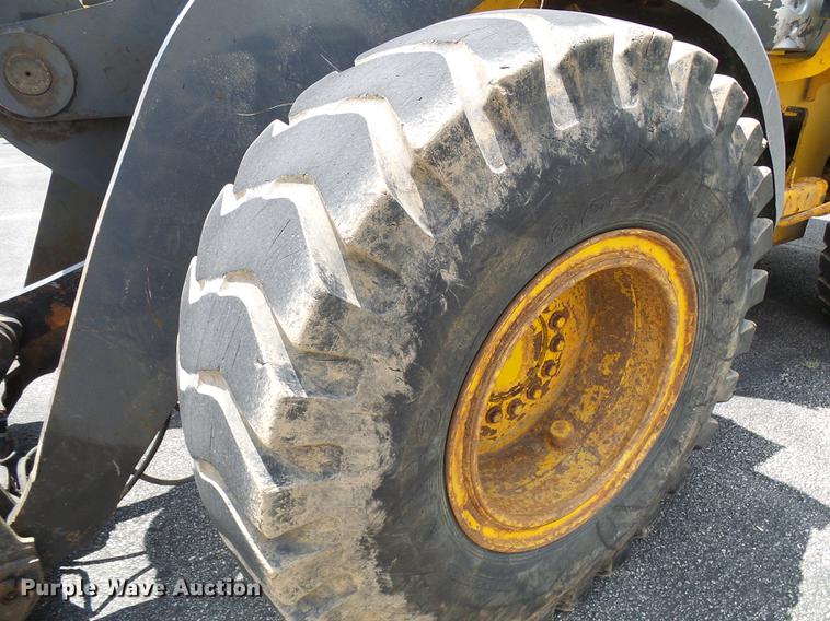 image for item DF7332 2006 John Deere 544J wheel loader