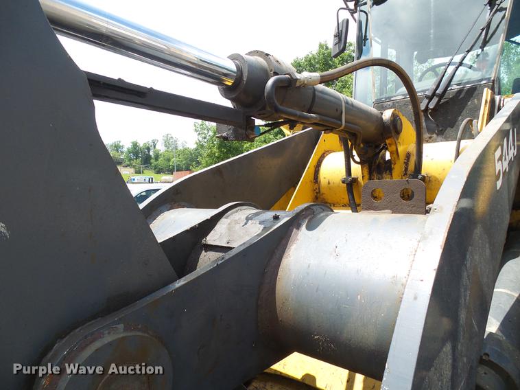 image for item DF7332 2006 John Deere 544J wheel loader