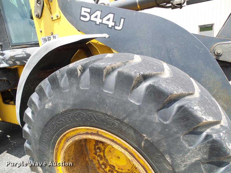 image for item DF7332 2006 John Deere 544J wheel loader