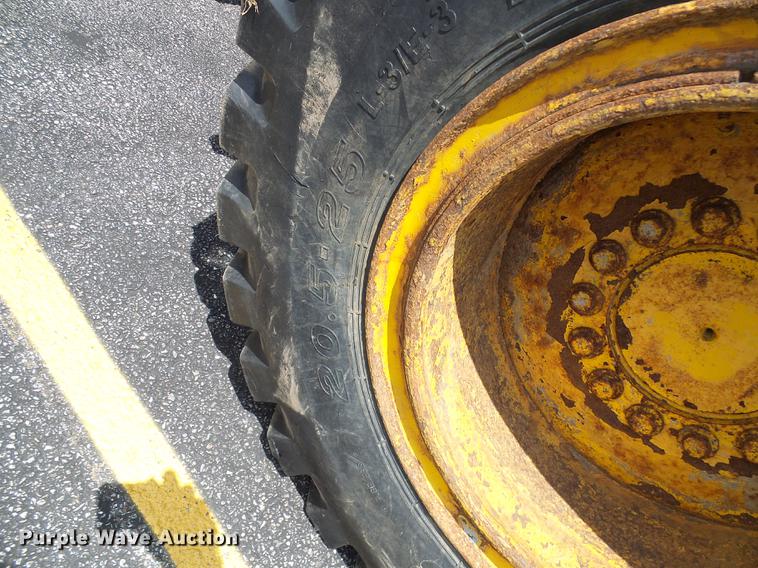 image for item DF7332 2006 John Deere 544J wheel loader