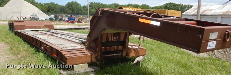 image for item DG1101 1995 Talbert T3DW-80K-HR6-T1 lowboy equipment trailer