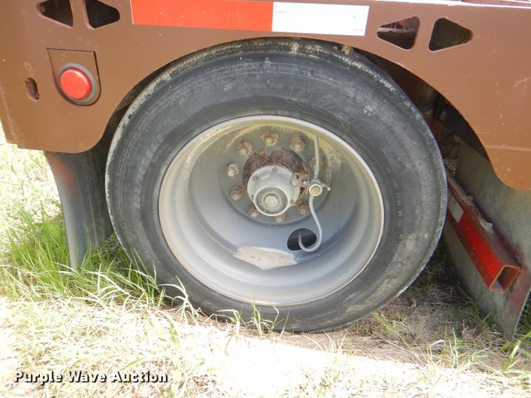 image for item DG1101 1995 Talbert T3DW-80K-HR6-T1 lowboy equipment trailer