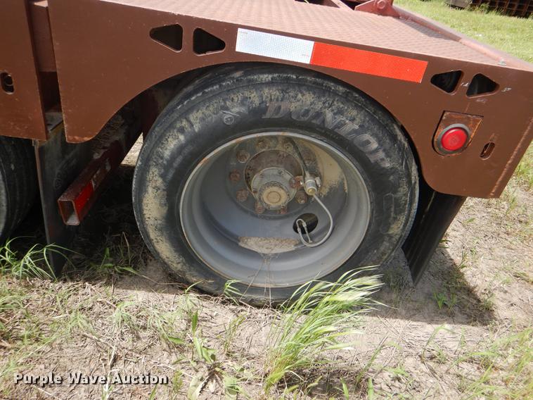 image for item DG1101 1995 Talbert T3DW-80K-HR6-T1 lowboy equipment trailer