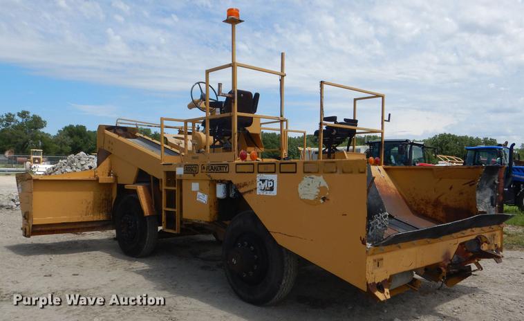 image for item DG1103 Rosco Flaherty SPRHH chip spreader