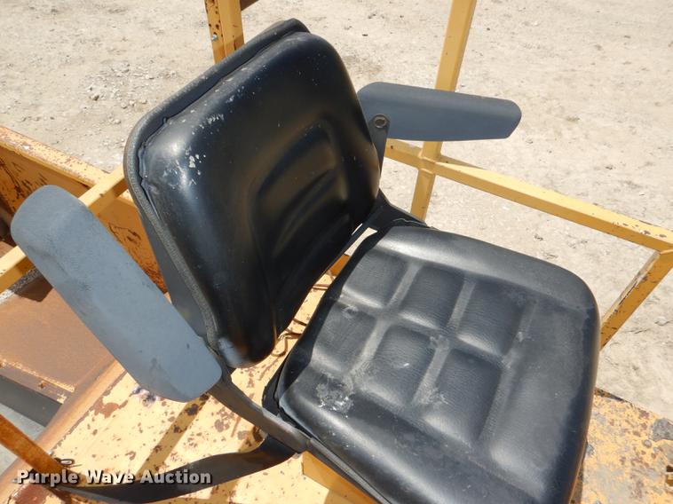 image for item DG1103 Rosco Flaherty SPRHH chip spreader