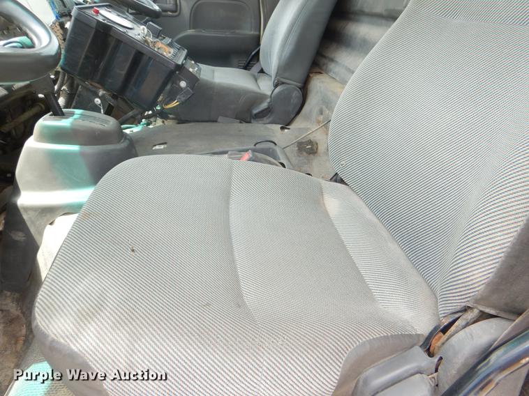 image for item DG1125 2003 GMC W5500 TrucKat flatbed truck