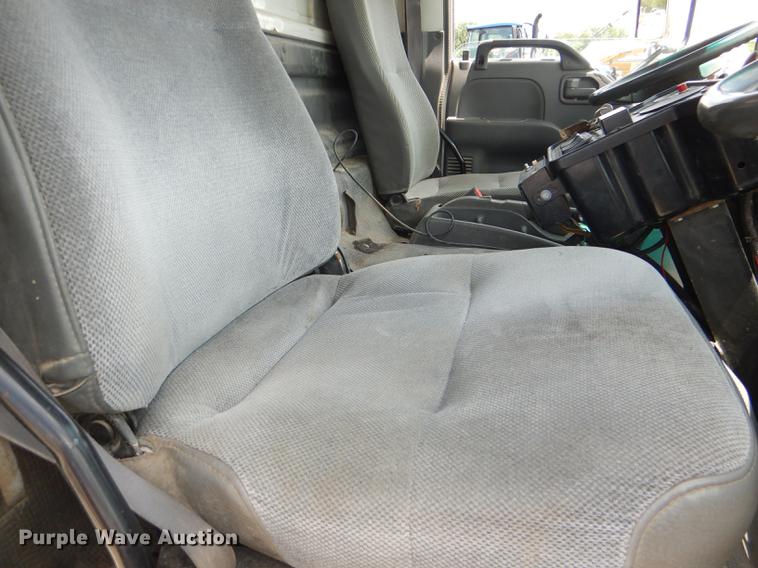 image for item DG1125 2003 GMC W5500 TrucKat flatbed truck