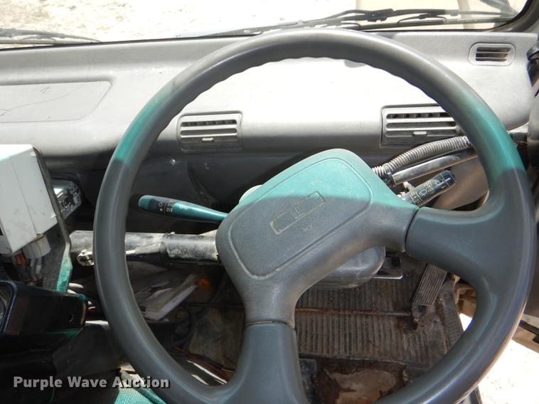 image for item DG1125 2003 GMC W5500 TrucKat flatbed truck