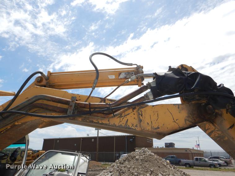 image for item DG1125 2003 GMC W5500 TrucKat flatbed truck