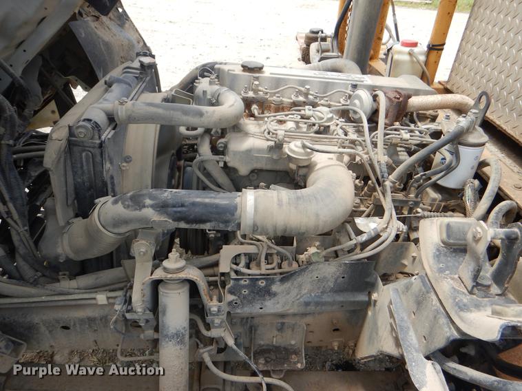 image for item DG1125 2003 GMC W5500 TrucKat flatbed truck