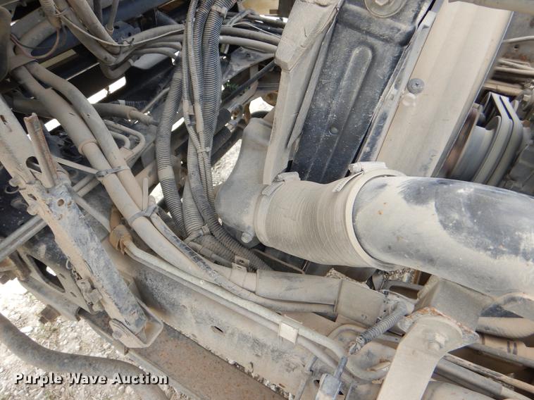 image for item DG1125 2003 GMC W5500 TrucKat flatbed truck