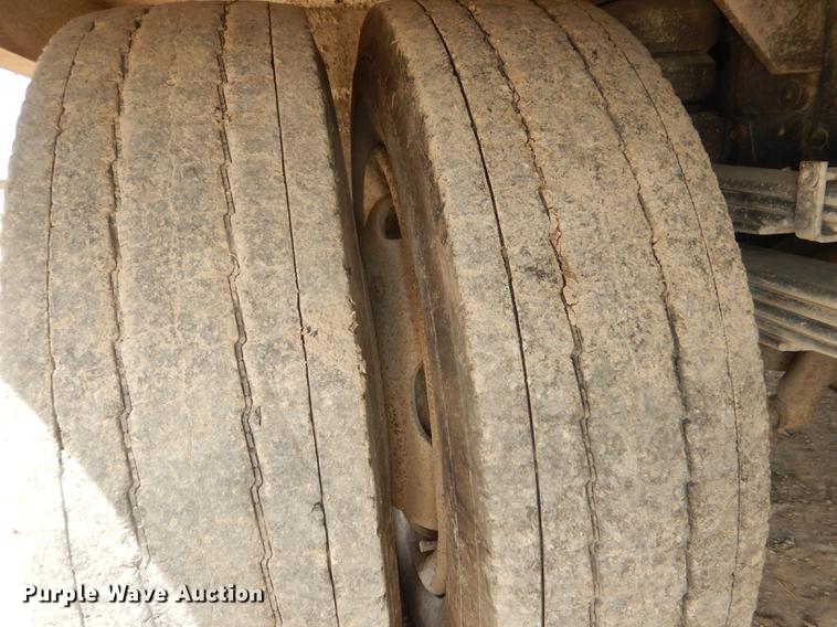 image for item DG1125 2003 GMC W5500 TrucKat flatbed truck