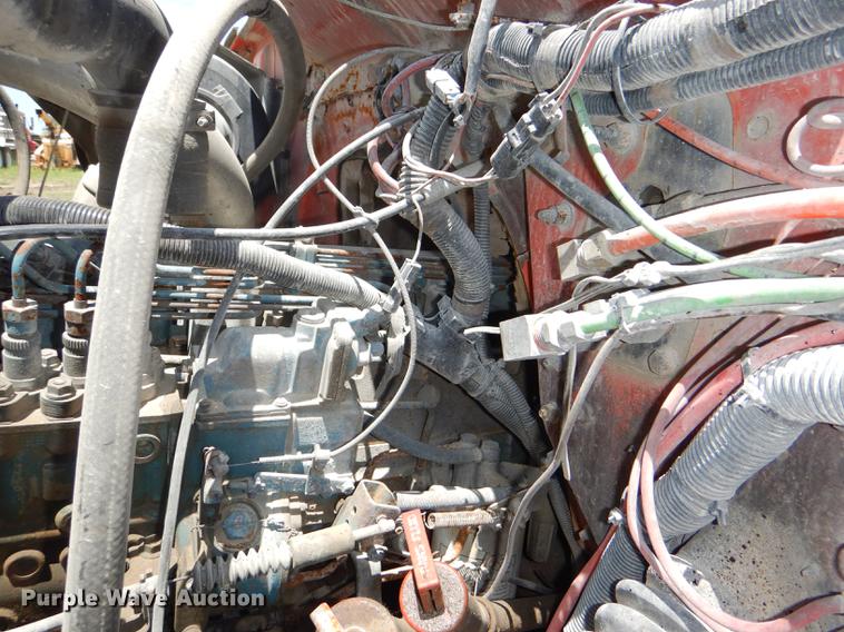 image for item DG1126 1997 International 4900 dump truck