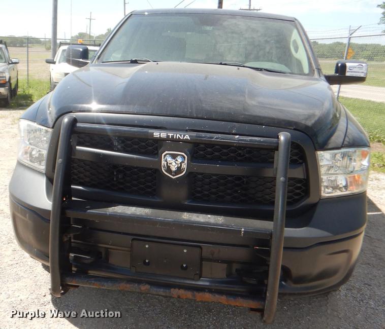 image for item DG1157 2014 Dodge Ram 1500 Crew Cab pickup truck