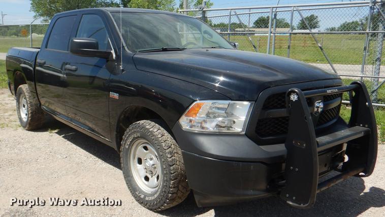 image for item DG1157 2014 Dodge Ram 1500 Crew Cab pickup truck