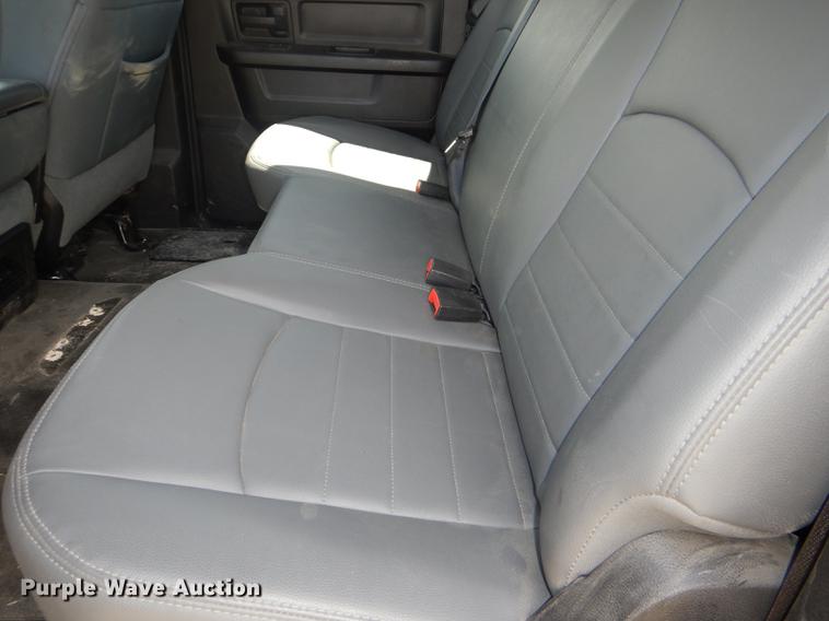 image for item DG1157 2014 Dodge Ram 1500 Crew Cab pickup truck