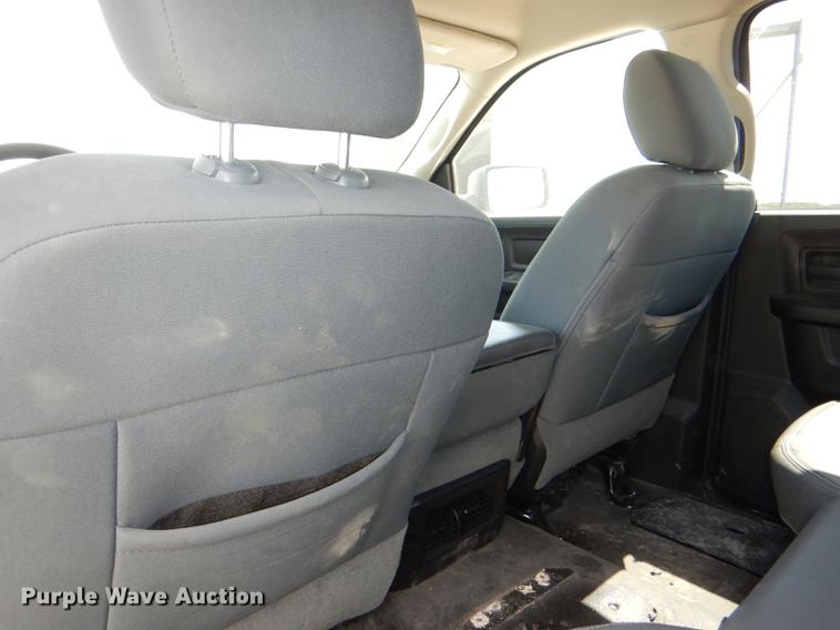 image for item DG1157 2014 Dodge Ram 1500 Crew Cab pickup truck