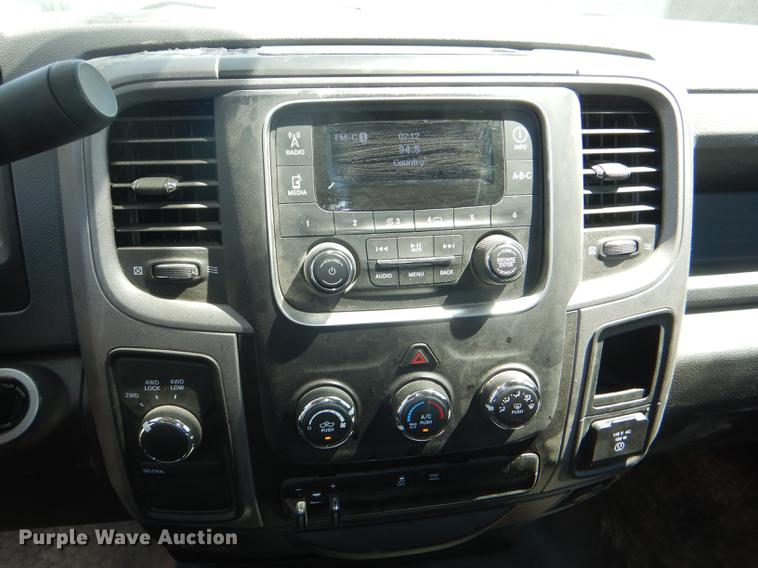 image for item DG1157 2014 Dodge Ram 1500 Crew Cab pickup truck