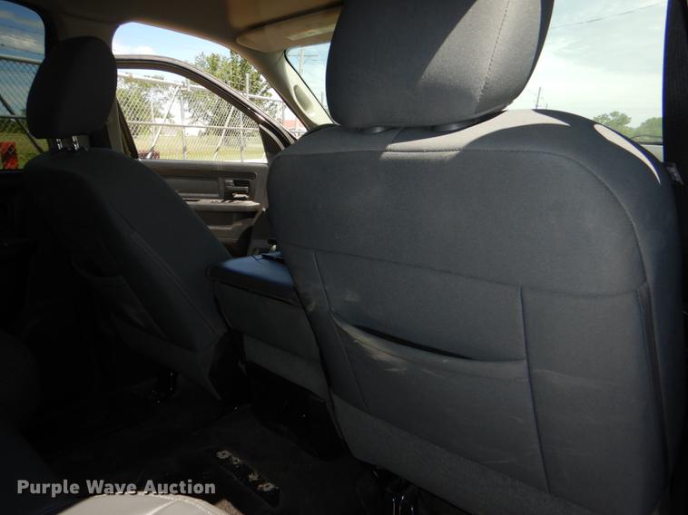 image for item DG1157 2014 Dodge Ram 1500 Crew Cab pickup truck