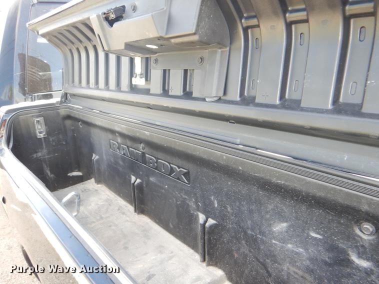 image for item DG1157 2014 Dodge Ram 1500 Crew Cab pickup truck