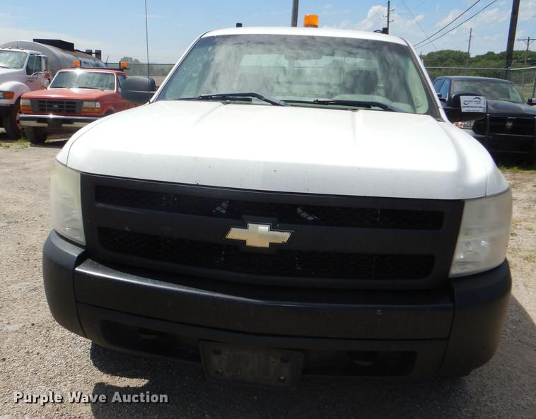 image for item DG1158 2007 Chevrolet Silverado 1500 Ext. Cab pickup truck