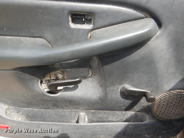 image for item DG1159 2001 Chevrolet Silverado 1500 pickup truck