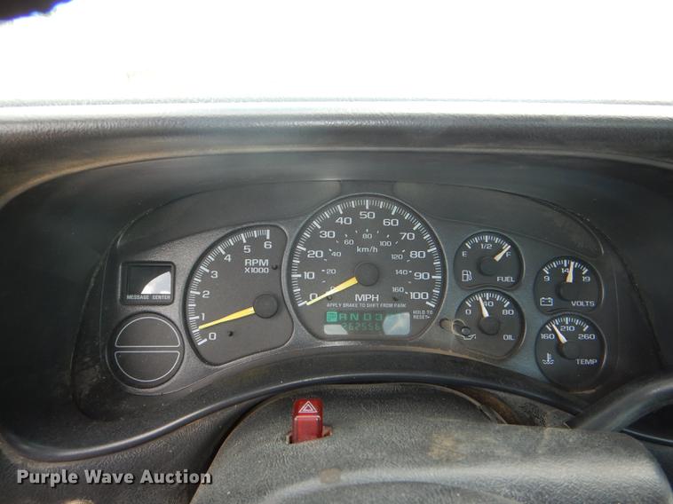 image for item DG1159 2001 Chevrolet Silverado 1500 pickup truck