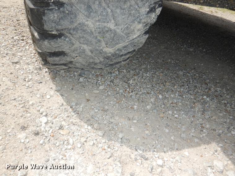 image for item DG1159 2001 Chevrolet Silverado 1500 pickup truck