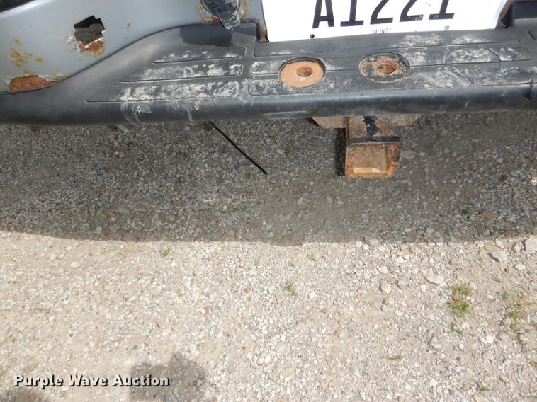 image for item DG1159 2001 Chevrolet Silverado 1500 pickup truck