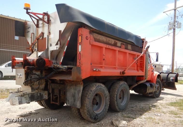image for item DG1164 1997 International 4900 dump truck