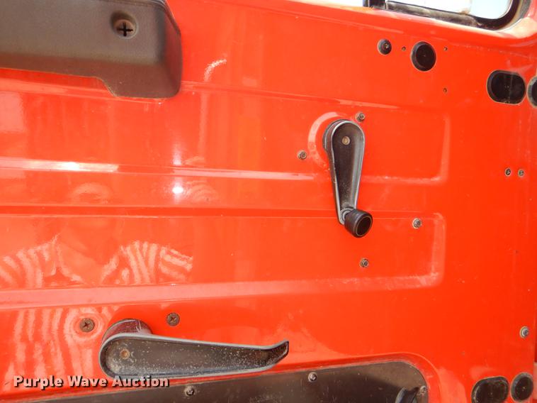 image for item DG1164 1997 International 4900 dump truck