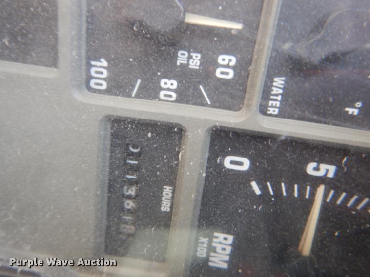 image for item DG1164 1997 International 4900 dump truck