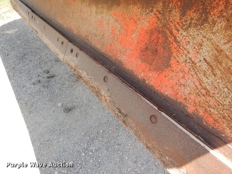 image for item DG1164 1997 International 4900 dump truck