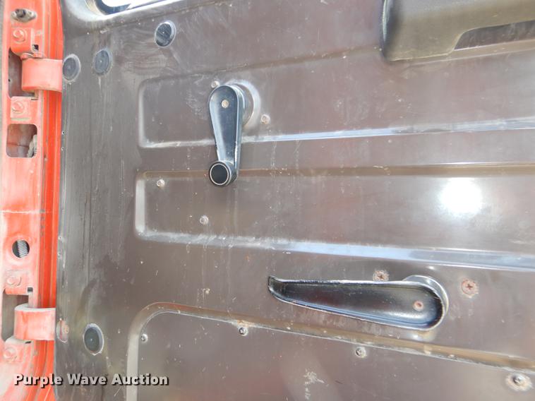 image for item DG1164 1997 International 4900 dump truck