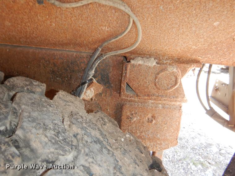 image for item DG1164 1997 International 4900 dump truck