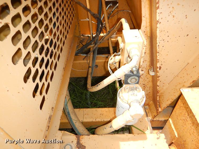 image for item DG1165 2003 Bandit 1590 wood chipper