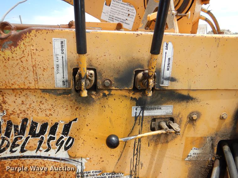 image for item DG1165 2003 Bandit 1590 wood chipper