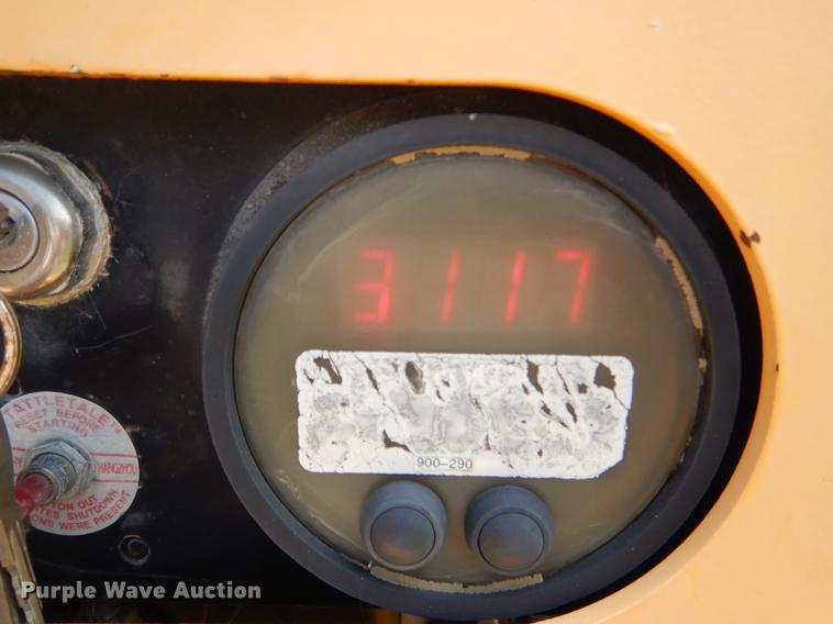 image for item DG1165 2003 Bandit 1590 wood chipper