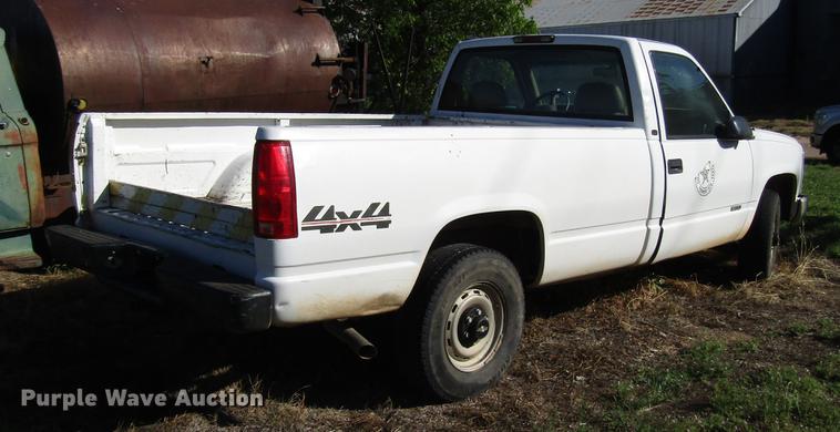 image for item DG1199 1998 Chevrolet K1500 pickup truck