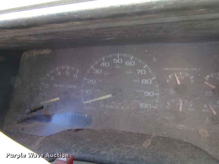 image for item DG1199 1998 Chevrolet K1500 pickup truck