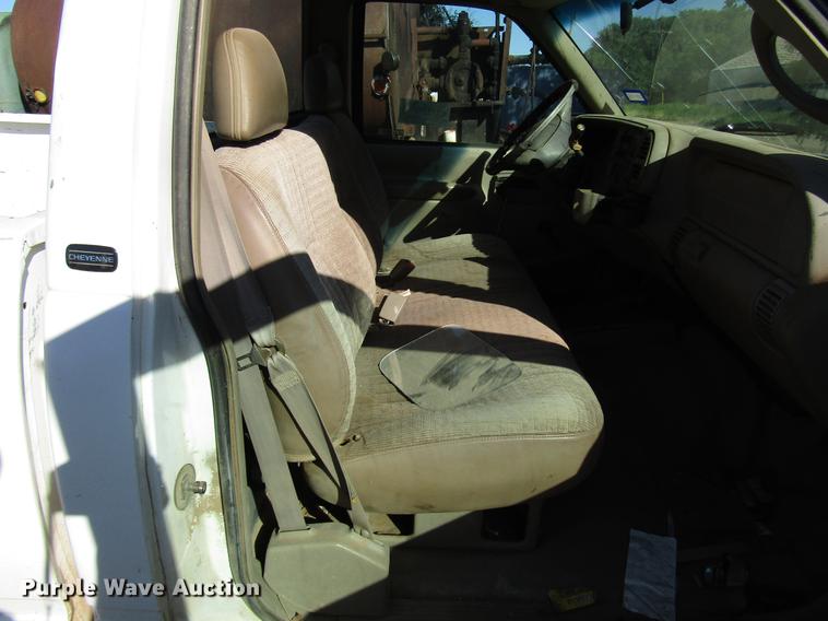image for item DG1199 1998 Chevrolet K1500 pickup truck