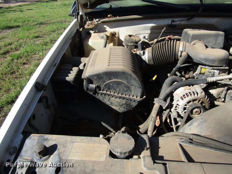 image for item DG1199 1998 Chevrolet K1500 pickup truck