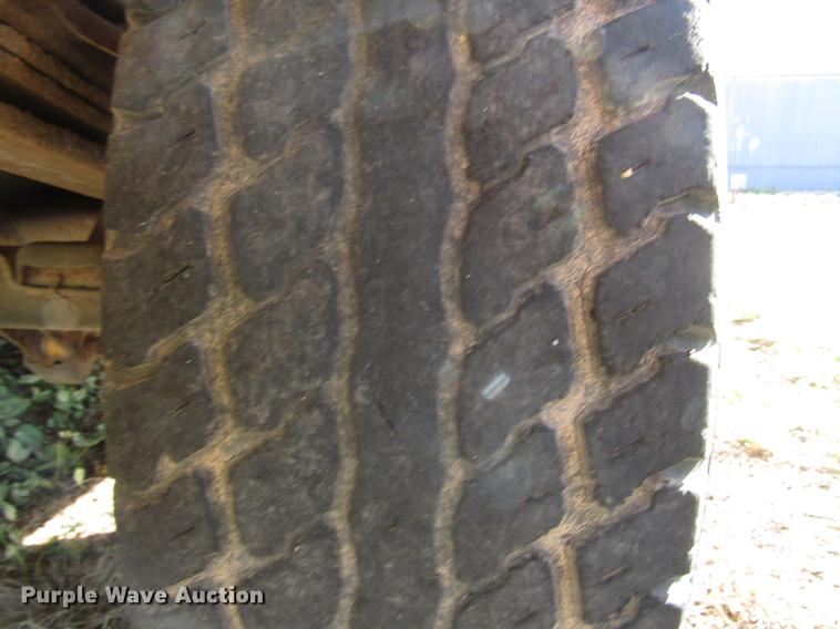 image for item DG1199 1998 Chevrolet K1500 pickup truck