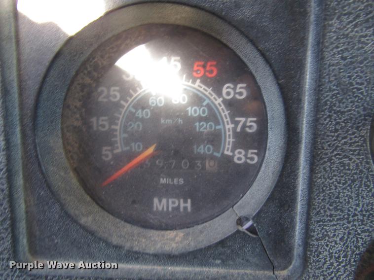 image for item DG1200 1986 International 1754 dump truck