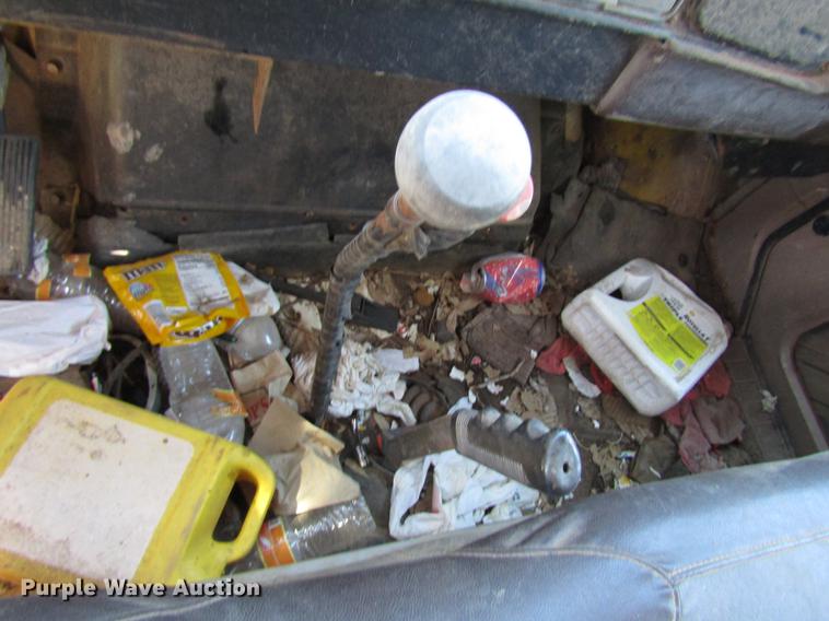 image for item DG1200 1986 International 1754 dump truck