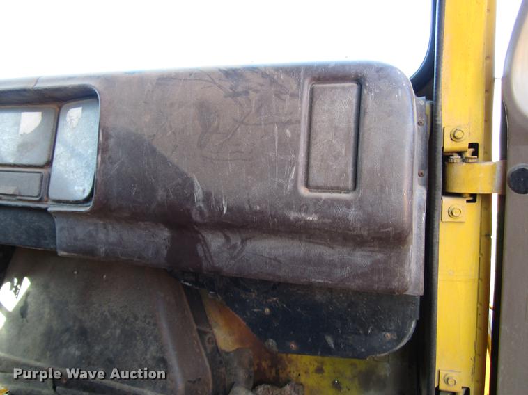 image for item DG1200 1986 International 1754 dump truck