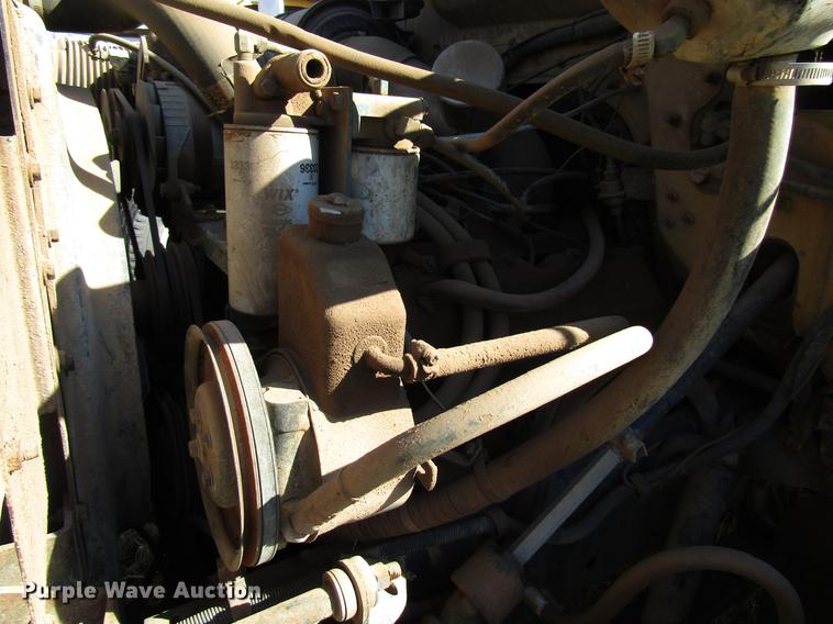 image for item DG1200 1986 International 1754 dump truck